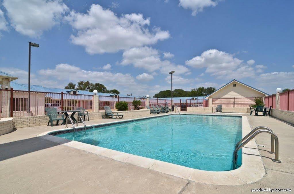 Gonzales Best Western Regency Inn & Suites מתקנים תמונה
